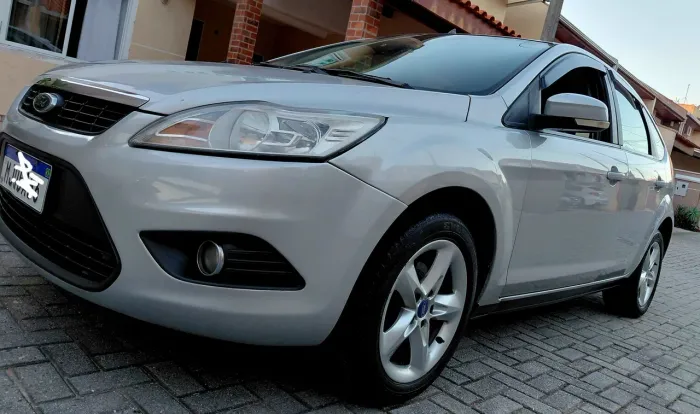 Ford Focus 2.0 16v/ 2.0 16V Flex 5P 2013