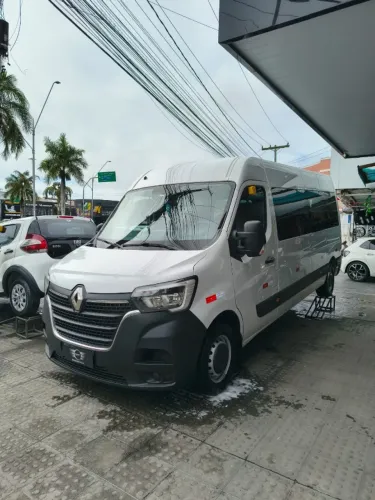 Renault Master 2.3 DCI Executive Longo 16L Dies 2024