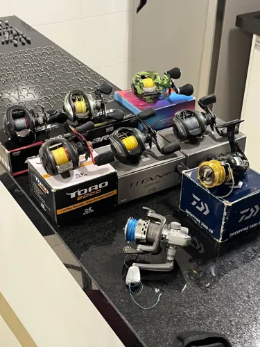 EQUIPAMENTO DE PESCA COMPLETO