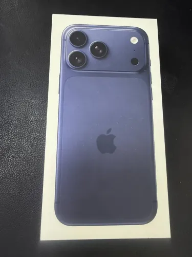iPhone 17 PRO Max Azul - 256gb - LACRADO