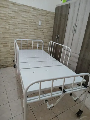 Cama hospitalar seminova