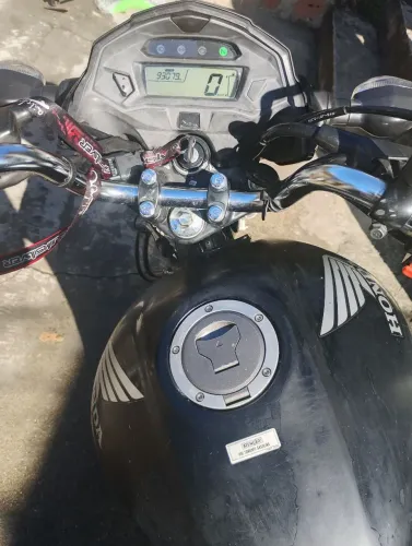Start 160 em ótimo estado 