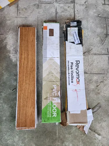 Lote de piso laminado