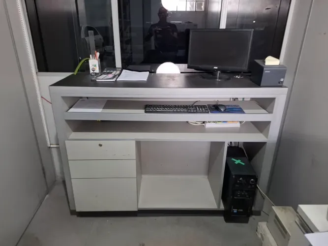 Vendo vovel projetado para caixa de empresa
