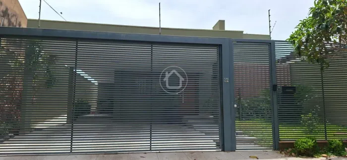 CASA COM GOURMET NO CIDADE JARDIM