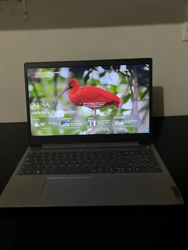 Notebook lenovo com a bateria boa e ssd "740,00"