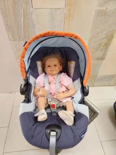 carrinho trio love chicco( acompanha moisés e bebe conforto)