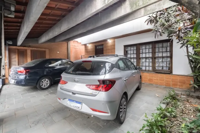 Casa para venda em Vila Cruzeiro com 6 quartos, sendo 2 suítes, 277m²