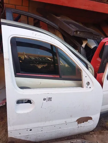 Porta dianteira direita kangoo