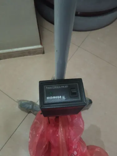 Foco Clínico FM500