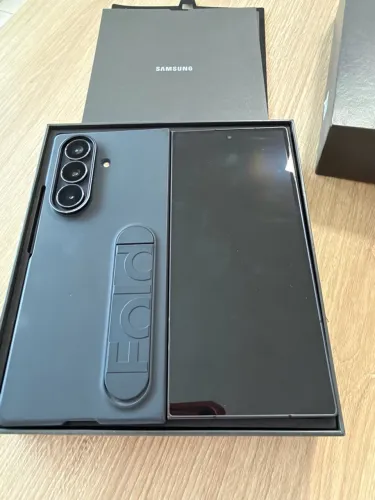 Samsung Galaxy fold 7 1TB