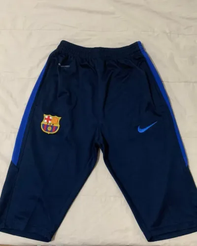 Bermuda de treino do Barcelona