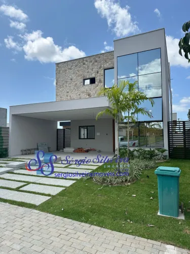 Belíssima casa com 4 suítes e piscina privativa na Cidade Alpha!