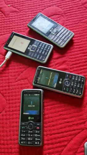 Celular antigo 
