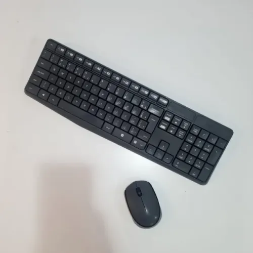 Conjunto Mouse e Teclado Sem fio Logitech