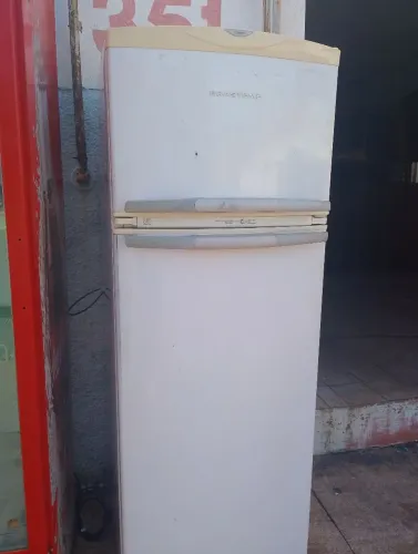 Geladeira Brastemp 360 litros