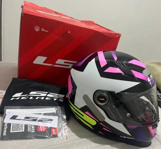 Vendo ls2. Estrela rosa  novo n 58  so abri a caixa pra verificar 