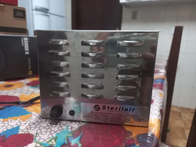 Esterilizador e purificador de ar