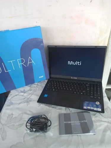 Notebook Ultra Slim Novo no plástico aceito cartão faço entrega