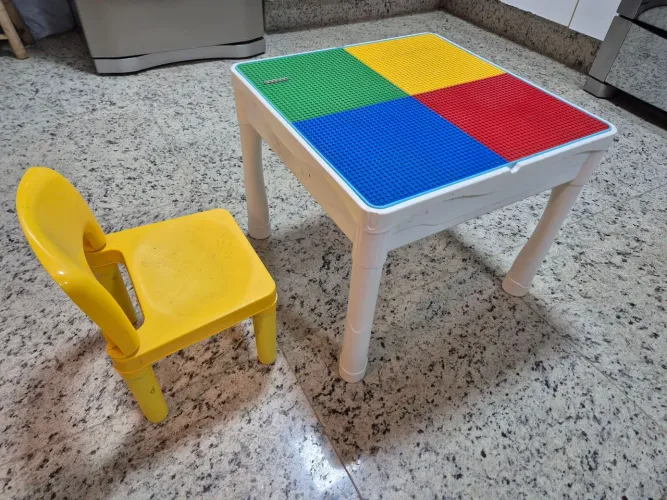 Mesinha para criança