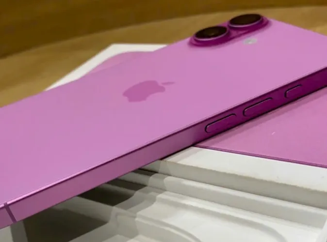 Iphone 16 PLUS rosa muito novo impecável 