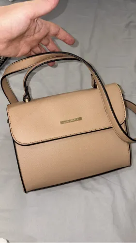 Lote sandálias e bolsas