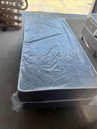 Cama solteiro (novo)