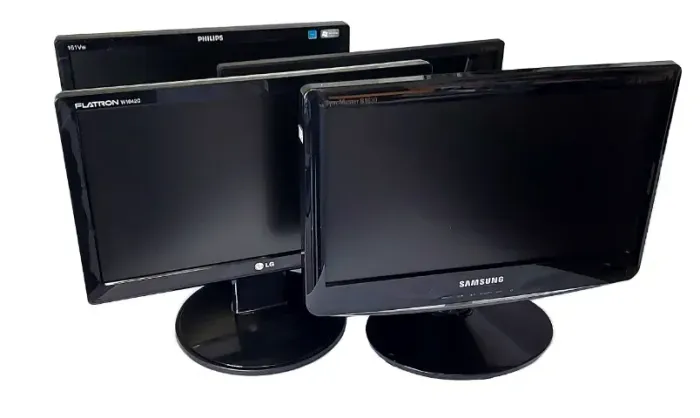 monitor computador pequenos 80 reais , entrego zap 043 9  *