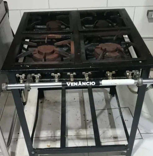 Fogão industrial 4 queimadores Venâncio