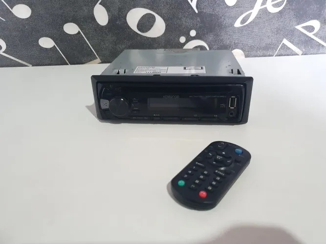 Raridade Kenwood CD USB Mp3 player de carro... Completo!!!