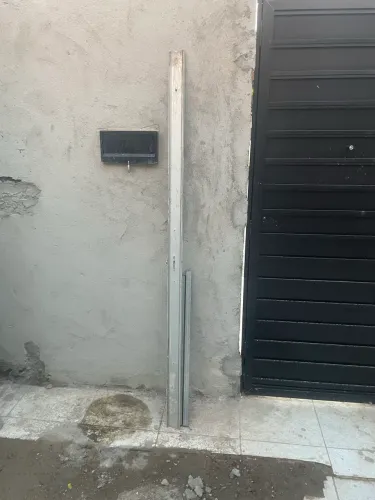 PORTÃO DE ALUMÍNIO CONJUNTO 