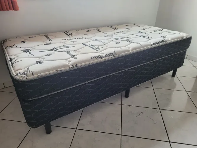 Cama box de solteiro - Semi Nova