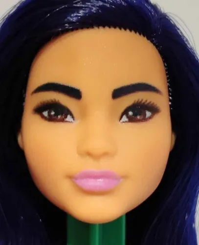 Cabeça Barbie Fashionista 143