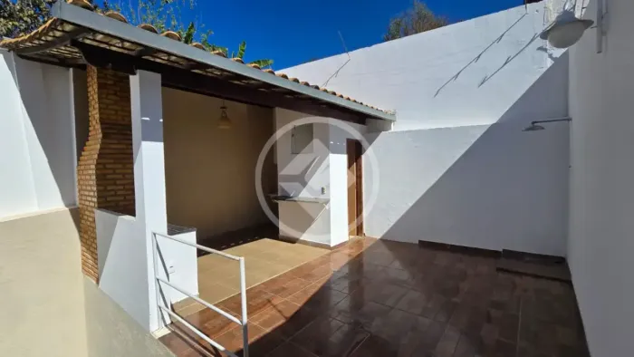 ÓTIMA CASA REFORMADA NO BAIRRO VISÃO SOMENTE R$590.000,00 codigo: 381654