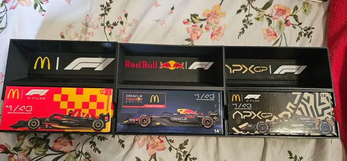 Trio de carros F1 McDonald's