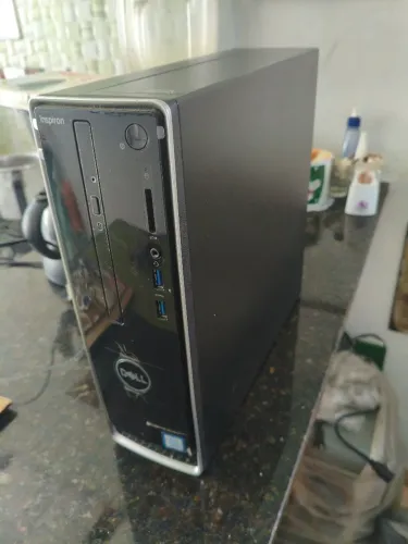 Computador desktop Dell Core i3 - 8 geração.