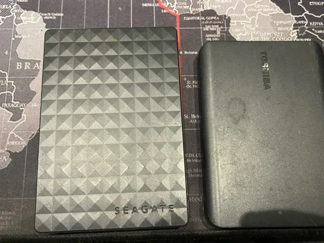 HDS 1TB TOSHIBA E SEAGATR