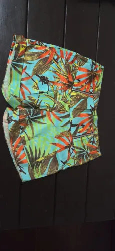 Short florido