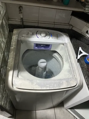 Máquina de lavar Eletrolux 15kg