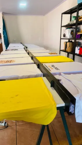 Mesa de Serigrafia com 24 berços + material completo