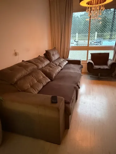 Vendo sofá e poltrona