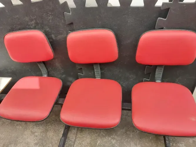 Longarina 2 e 3 Lugares Vermelha