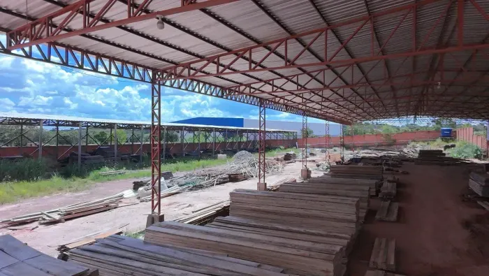Galpão aberto com patio para locação em cuiaba MT