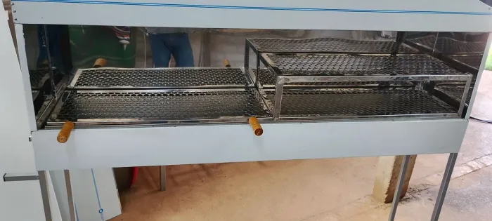 Churrasqueira para espetinho