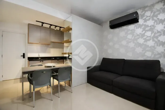 FS Studio Mobiliado no Centro + Vaga e Hobby Box | Pronto para Morar ou Investir