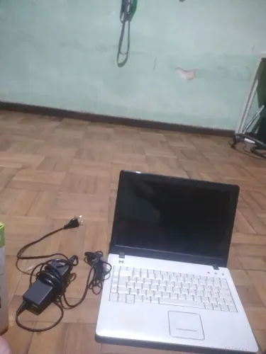 Notebook positivo com defeito