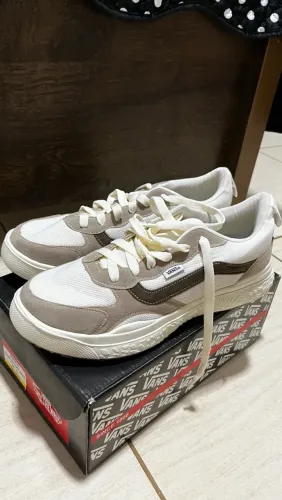 Tênis masculino da marca Vans