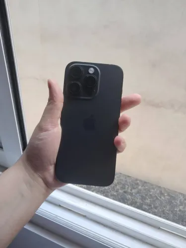 Vende-se iPhone 14 Pro