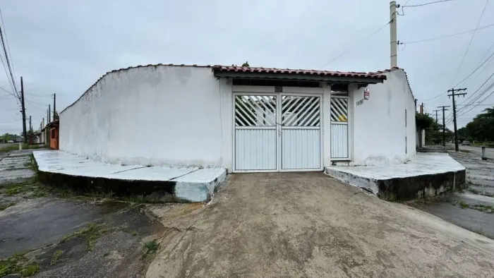 Casa com 2 quartos à Venda, Gaivota - Itanhaém