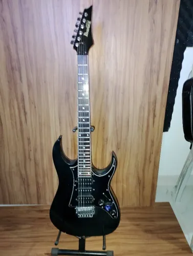 Guitarra IBANEZ GIO